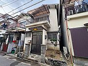 新石切駅より徒歩18分 築52年10ヶ月 2階建の賃貸物件