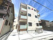 河内花園駅より徒歩5分 3階 築2年の賃貸物件