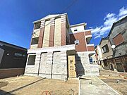 河内花園駅より徒歩6分 1階 築1年11ヶ月の賃貸物件