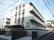 額田駅より徒歩4分 築12年2ヶ月 3階建の賃貸物件