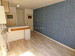 ハイライフ円山 103 1階1LDKのリビング/ダイニング