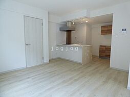 Ｒｅｓｔｓ　ｏｎ 伏見 205 2階2LDKのリビング/ダイニング