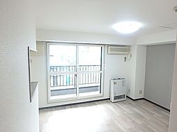 ロイヤルリバー 306 3階1LDKのリビング/ダイニング