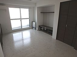 ピュア東彩館II 302 3階1LDKのリビング/ダイニング