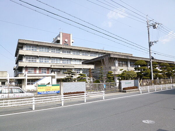 大和高田市立陵西小学校