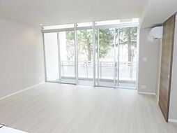 ガーデニエール砧　ＷＥＳＴ 227 2階3LDKのリビング/ダイニング