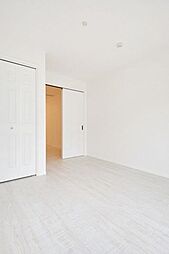 Villa Nishieifuku 202 2階1LDKのリビング/ダイニング