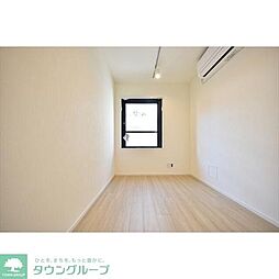 ファーヴァル代々木上原 301 3階ワンルームのリビング/ダイニング