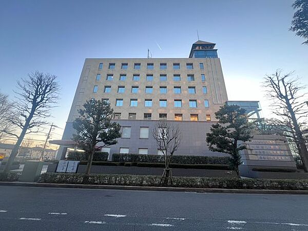 東久留米市役所 240m