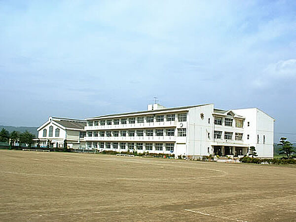detached 宮城県柴田郡村田町大字沼辺字新小谷地
地図を見る