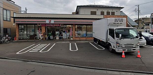 セブンイレブン仙台柏木店 徒歩7分。 550m