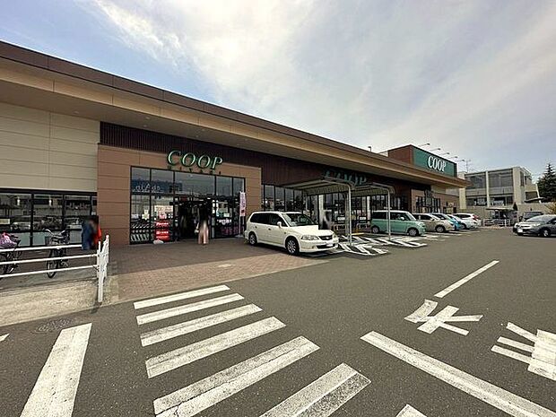 COOP　MIYAGI鶴ヶ谷店 徒歩10分。 770m