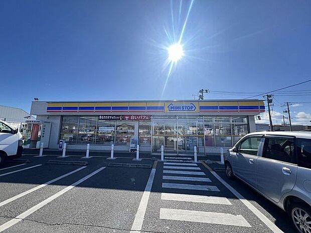 ミニストップ塩釜魚市場前店 徒歩4分。 290m