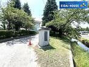 角田市立角田中学校 徒歩16分。 1220m