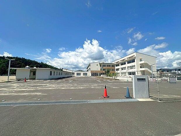 名取市立第一中学校 徒歩24分。 1870m