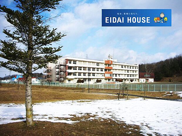 富谷市立富谷第二中学校 徒歩1分。 80m