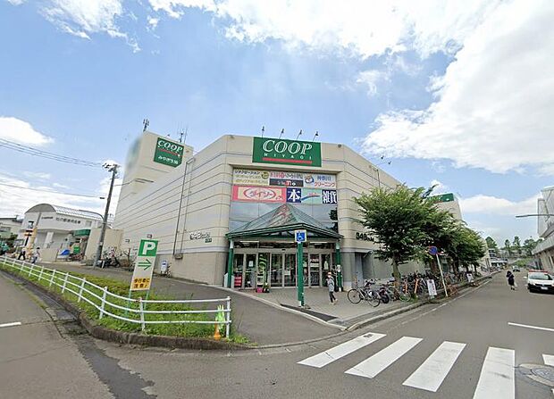 みやぎ生協黒松店　約600ｍ