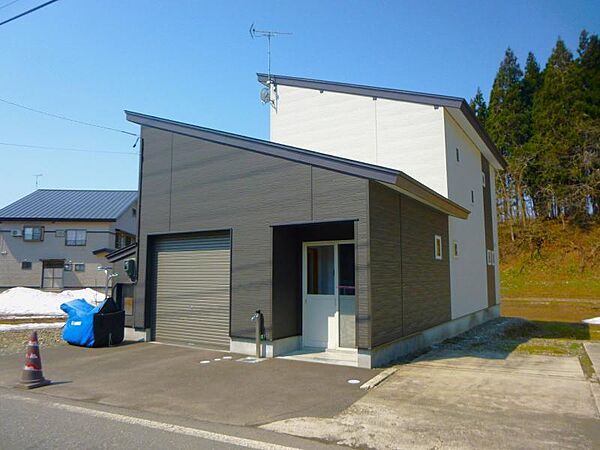 detached 岩手県和賀郡西和賀町沢内字前郷4地割
地図を見る