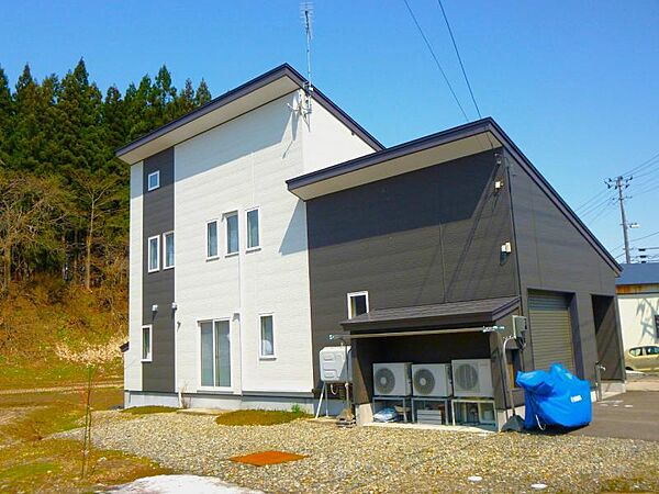 detached 岩手県和賀郡西和賀町沢内字前郷4地割
地図を見る