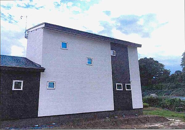detached 岩手県和賀郡西和賀町沢内字前郷4地割
地図を見る