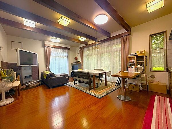 detached 宮城県刈田郡蔵王町遠刈田温泉字清水原
地図を見る