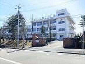 仙台市立太白小学校 徒歩16分。 1240m