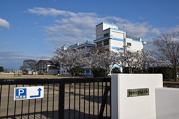 仙台市立郡山小学校 徒歩4分。 290m