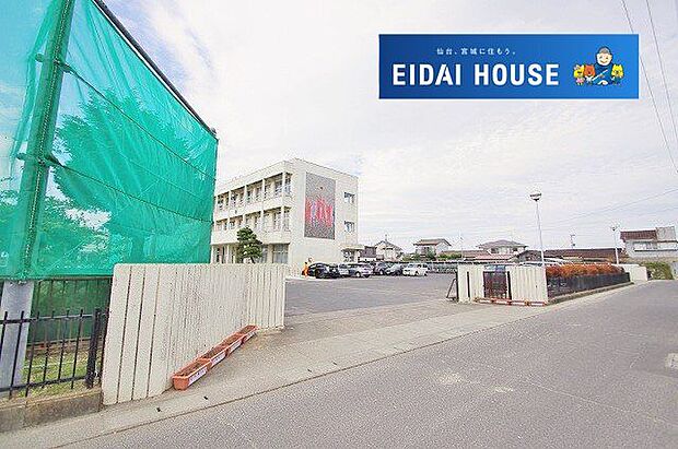 亘理町立逢隈中学校 徒歩3分。 240m