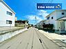 その他：前面道路含む外観