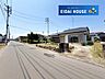 その他：前面道路含む外観
