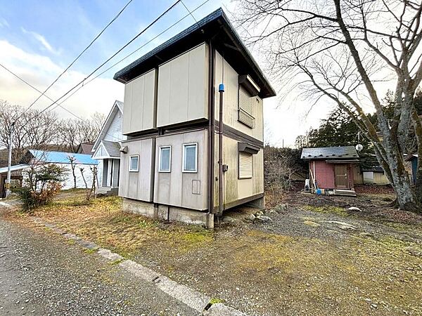 detached 宮城県刈田郡蔵王町遠刈田温泉字新地東裏山
地図を見る