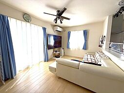 柴田町船岡西2丁目 4LDKのリビング/ダイニング