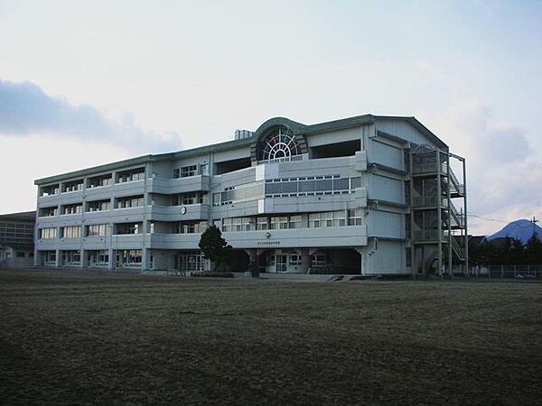 富谷市立日吉台中学校 徒歩10分。 750m