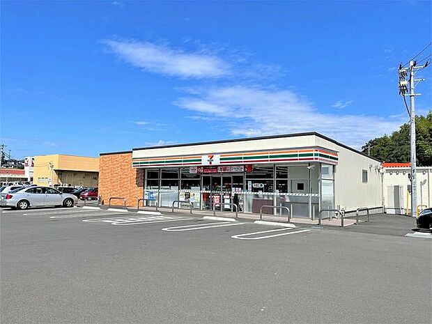 セブンイレブン塩釜大日向町店 徒歩10分。 780m