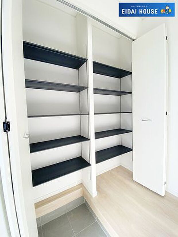 シューズクローゼット