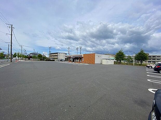 セブンイレブン石巻水明町店 徒歩8分。 610m