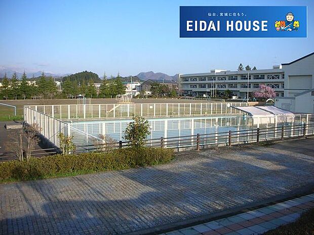 富谷市立富谷小学校 徒歩26分。 2010m