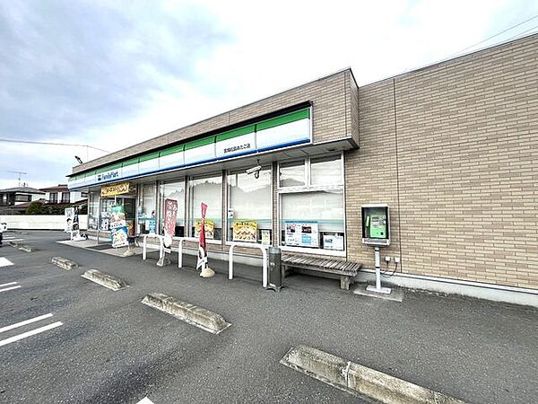 ファミリーマート宮城松島あたご店 徒歩6分。 470m