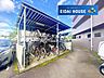 駐車場：駐輪場