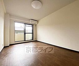 グランディール桂川 205 2階1Kのリビング/ダイニング