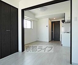 JR山陰本線 梅小路京都西駅 徒歩6分の賃貸マンション 4階1DKのリビング/ダイニング