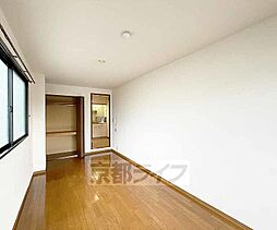 セカンドサンイースト桂 303 3階1Kのリビング/ダイニング