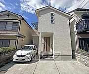 桂駅より徒歩12分 築7年3ヶ月の賃貸物件