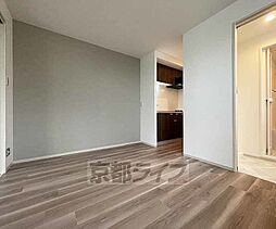 JR山陰本線 丹波口駅 徒歩8分の賃貸アパート 2階1LDKのリビング/ダイニング