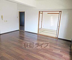 メリーコンフォート 2LDKの写真