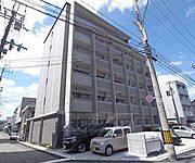 西京極駅より徒歩12分 1階 築14年8ヶ月の賃貸物件