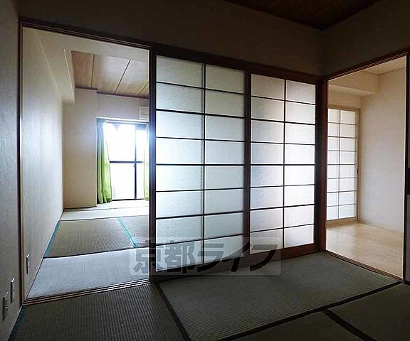 寝室