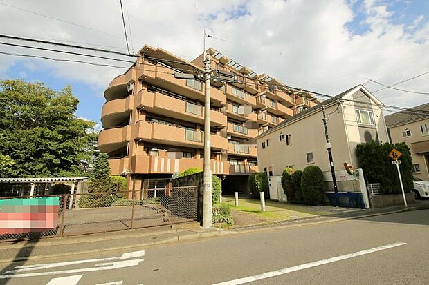 ブルーライン「中川」駅にも、徒歩14分です♪  