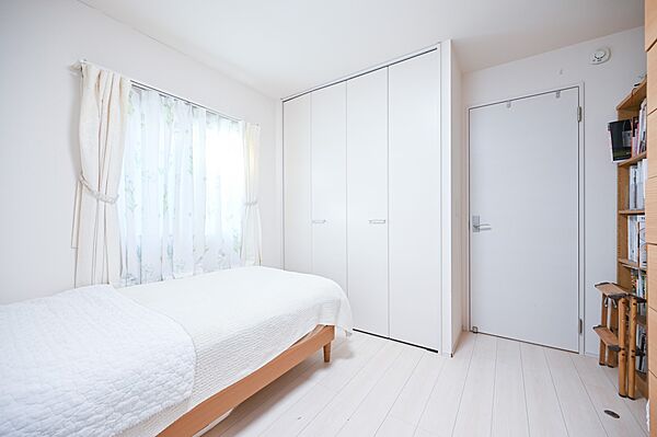 収納が充実しているので、お部屋がスッキリ片付きそうですね♪
