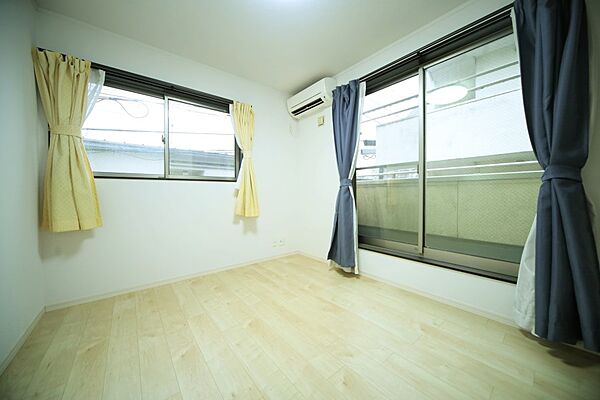 洋室約6帖は、お子様部屋にいかがでしょうか♪